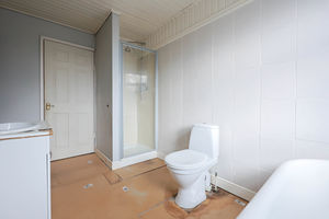 Photo 8- click for photo gallery